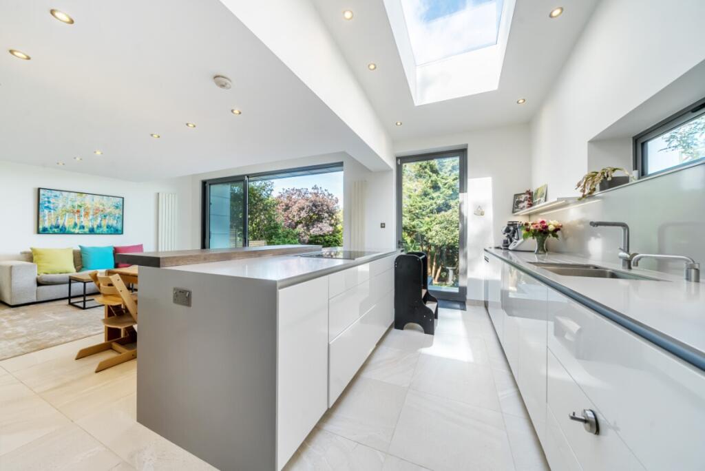 4 bed Detached for rent in London. From Kinleigh Folkard & Hayward - Sales - Crystal Palace